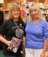 woking-waterstones-stonewylde-signing.JPG